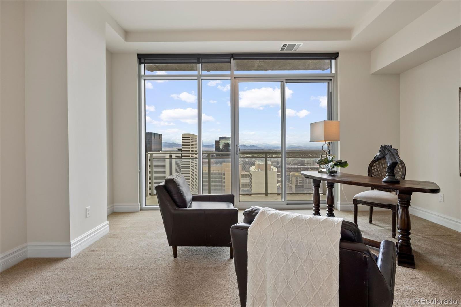 2001 Lincoln Street Unit: 2820