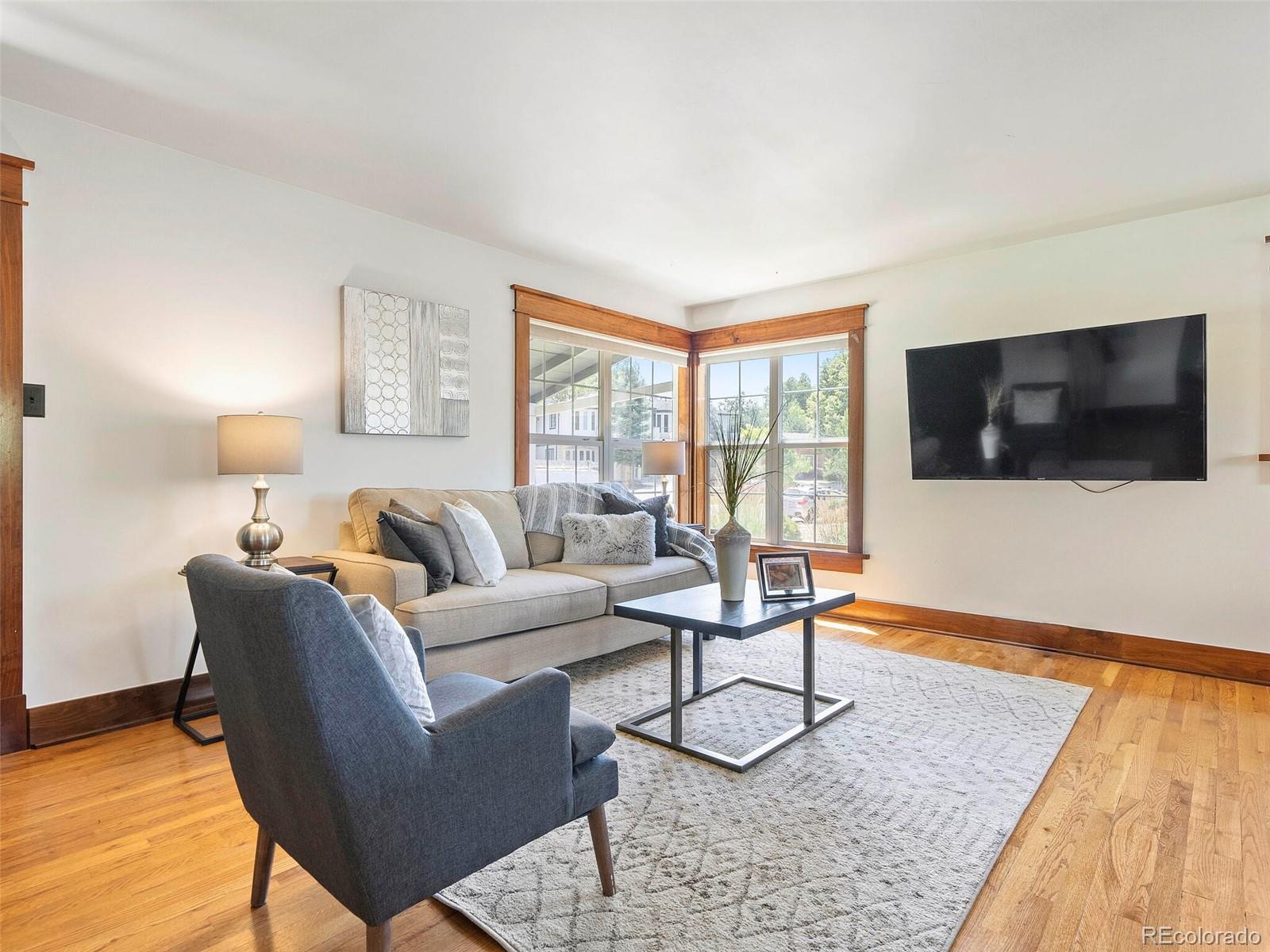 5361 Highline Place