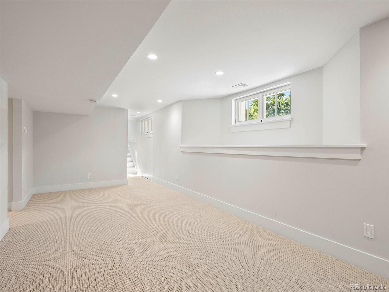 595 N Lafayette Street