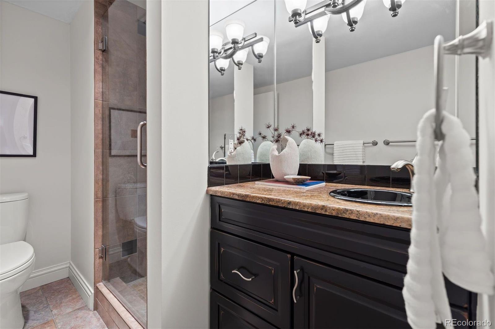 1777 Larimer Street Unit: 2102