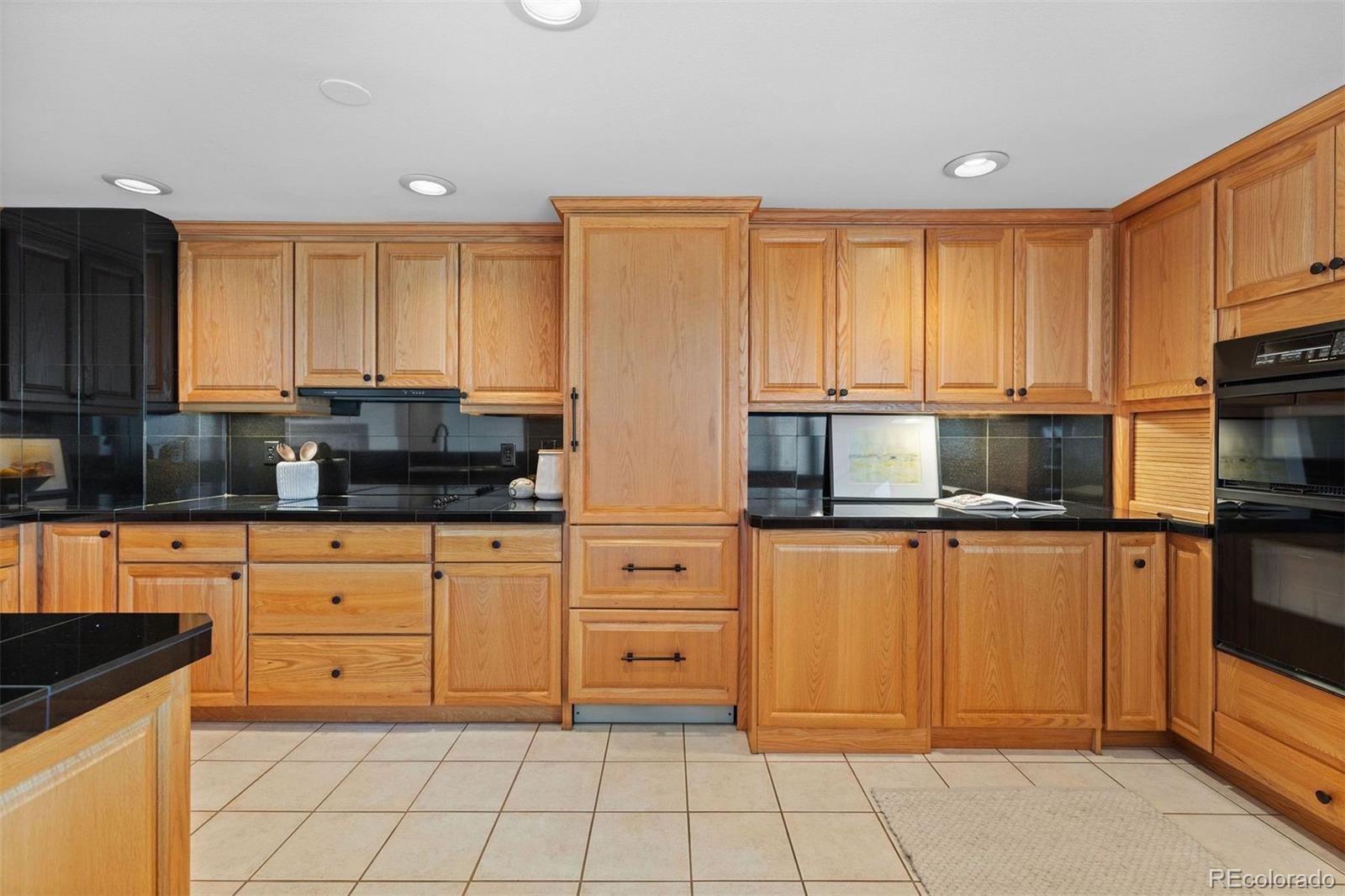 1777 Larimer Street Unit: 2102