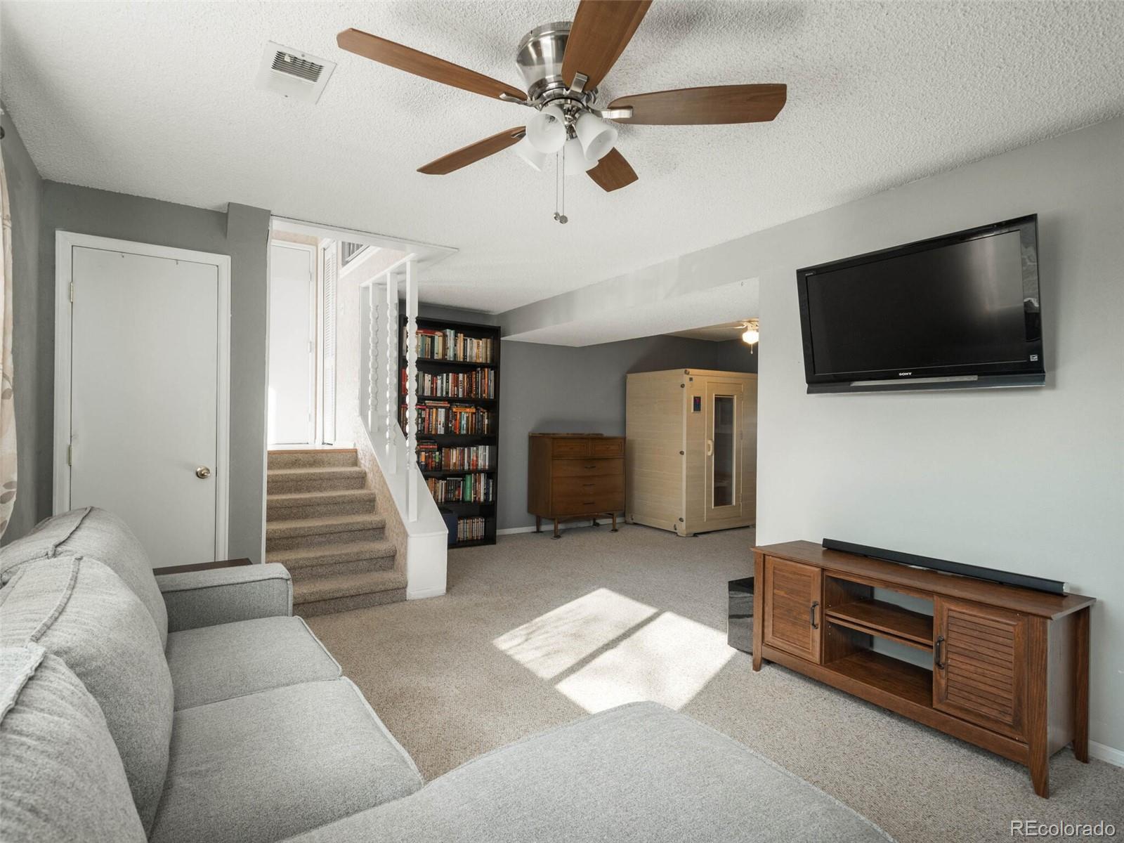 1734 S Lewiston Street