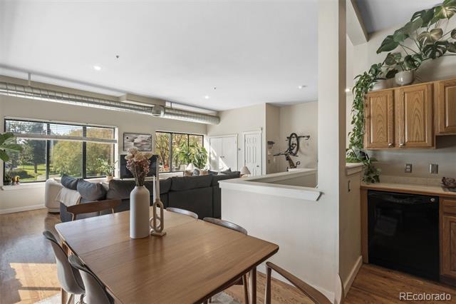 70 W 6th Avenue Unit: 100
