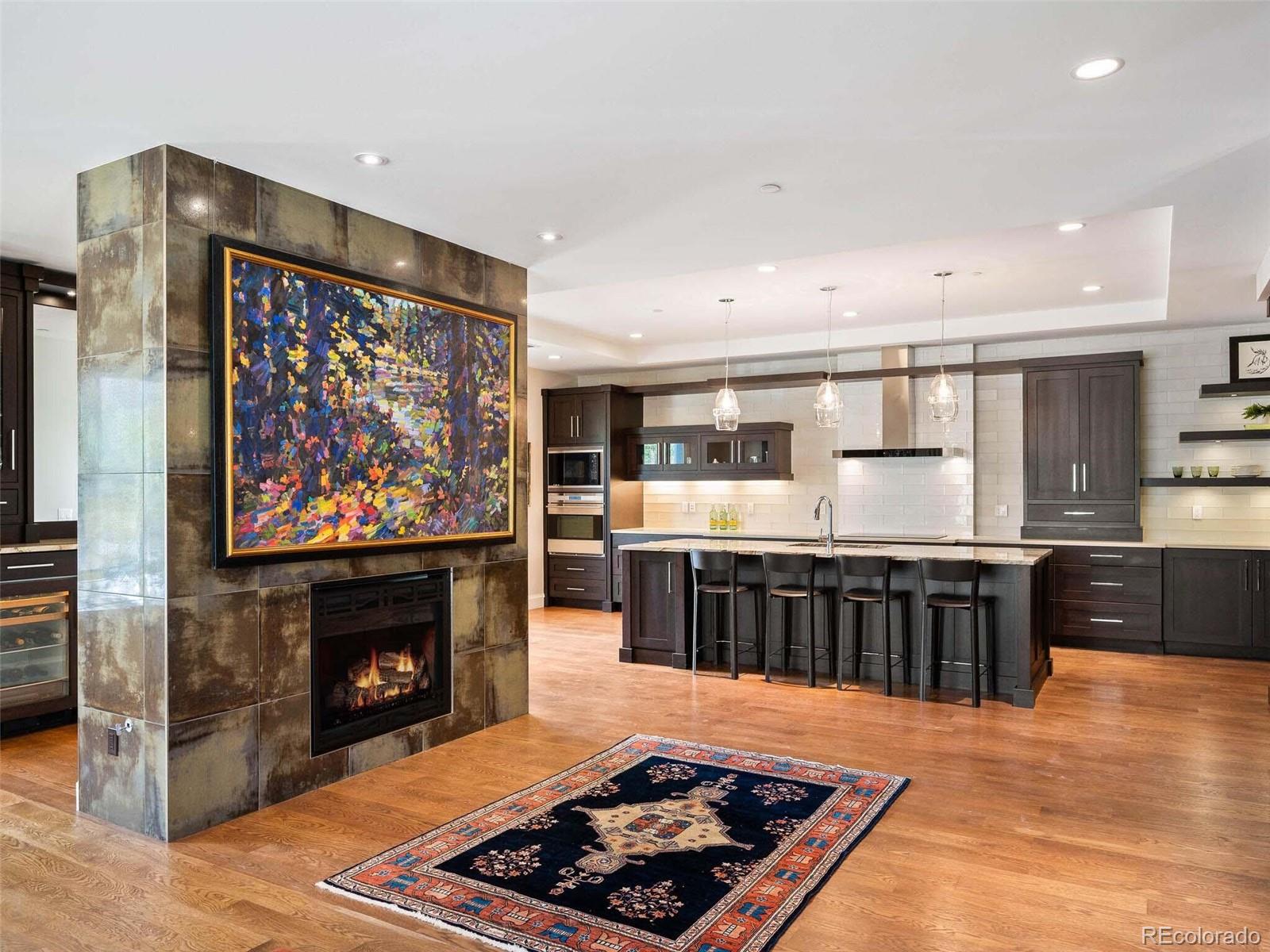 2411 E 5th Avenue Unit: 101