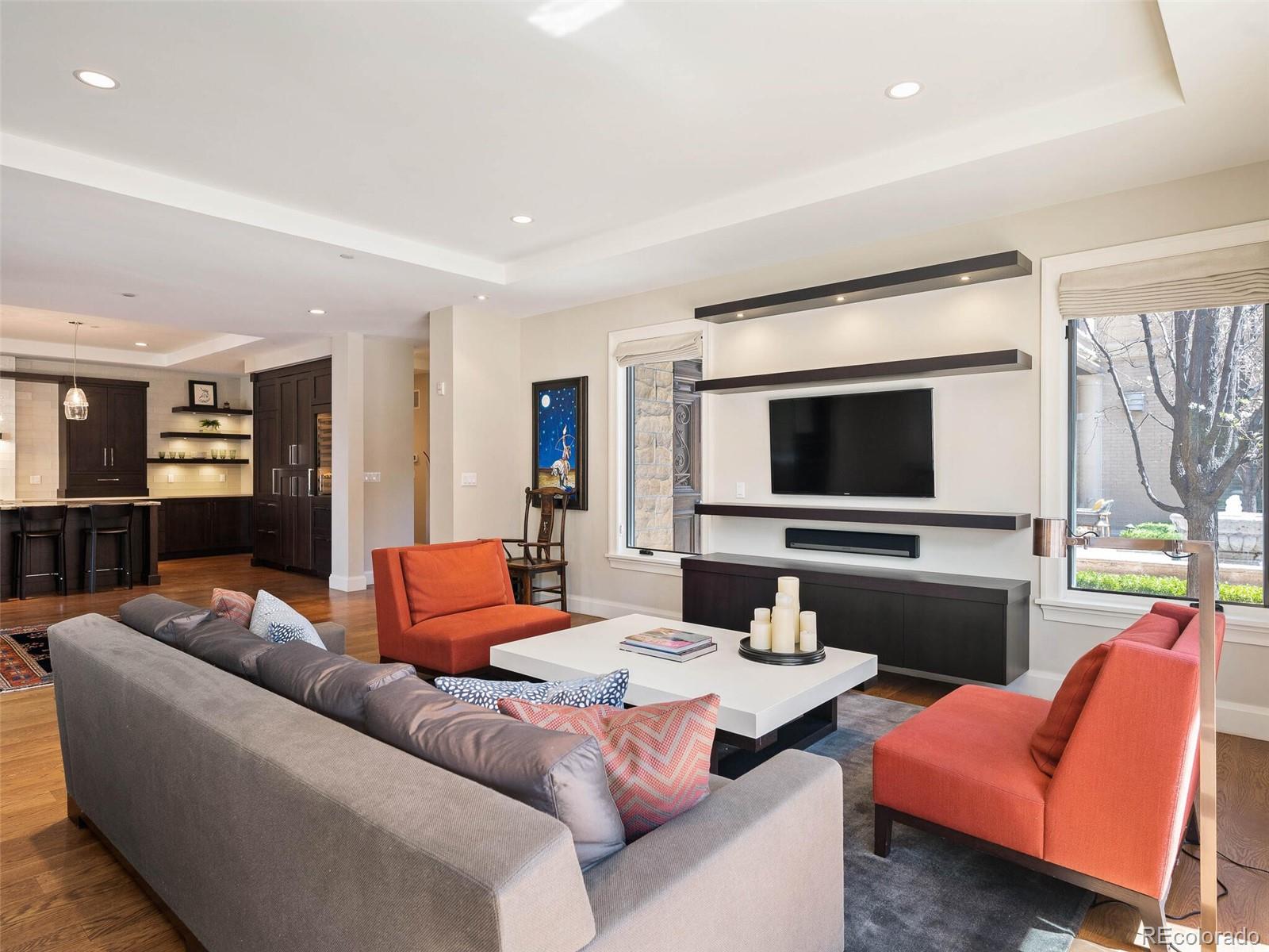 2411 E 5th Avenue Unit: 101