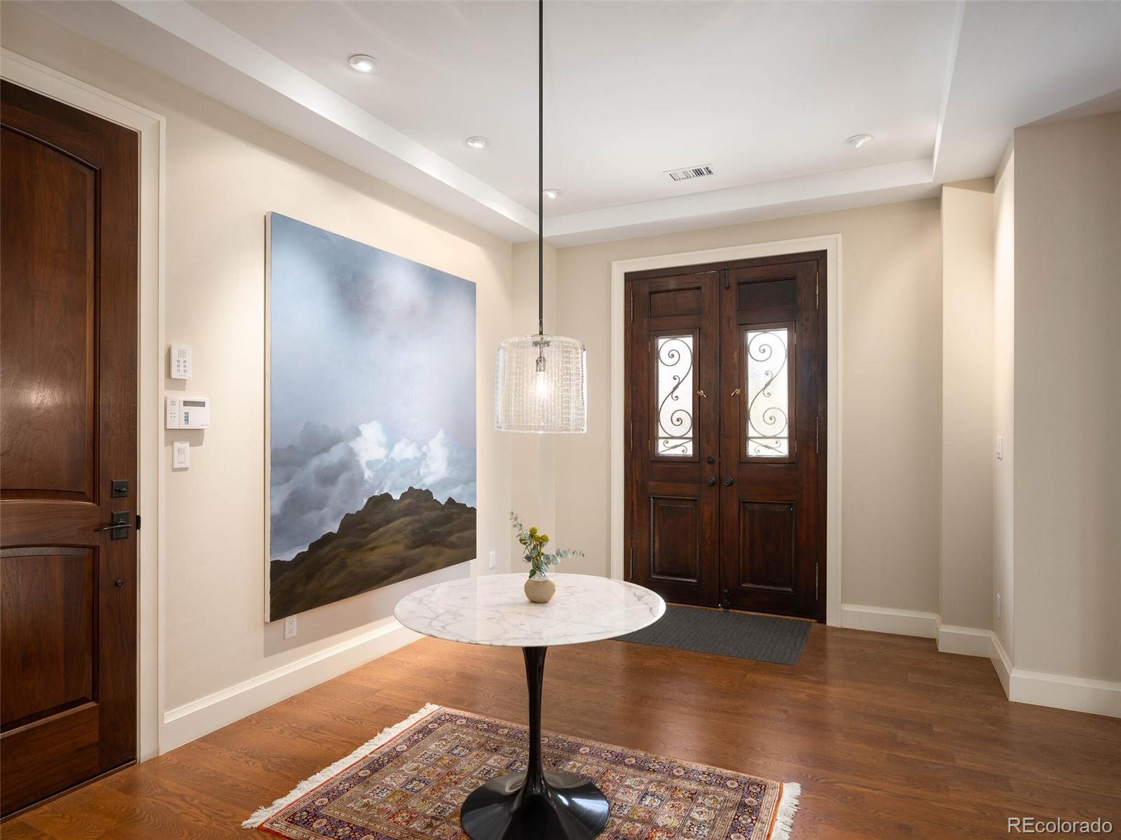 2411 E 5th Avenue Unit: 101