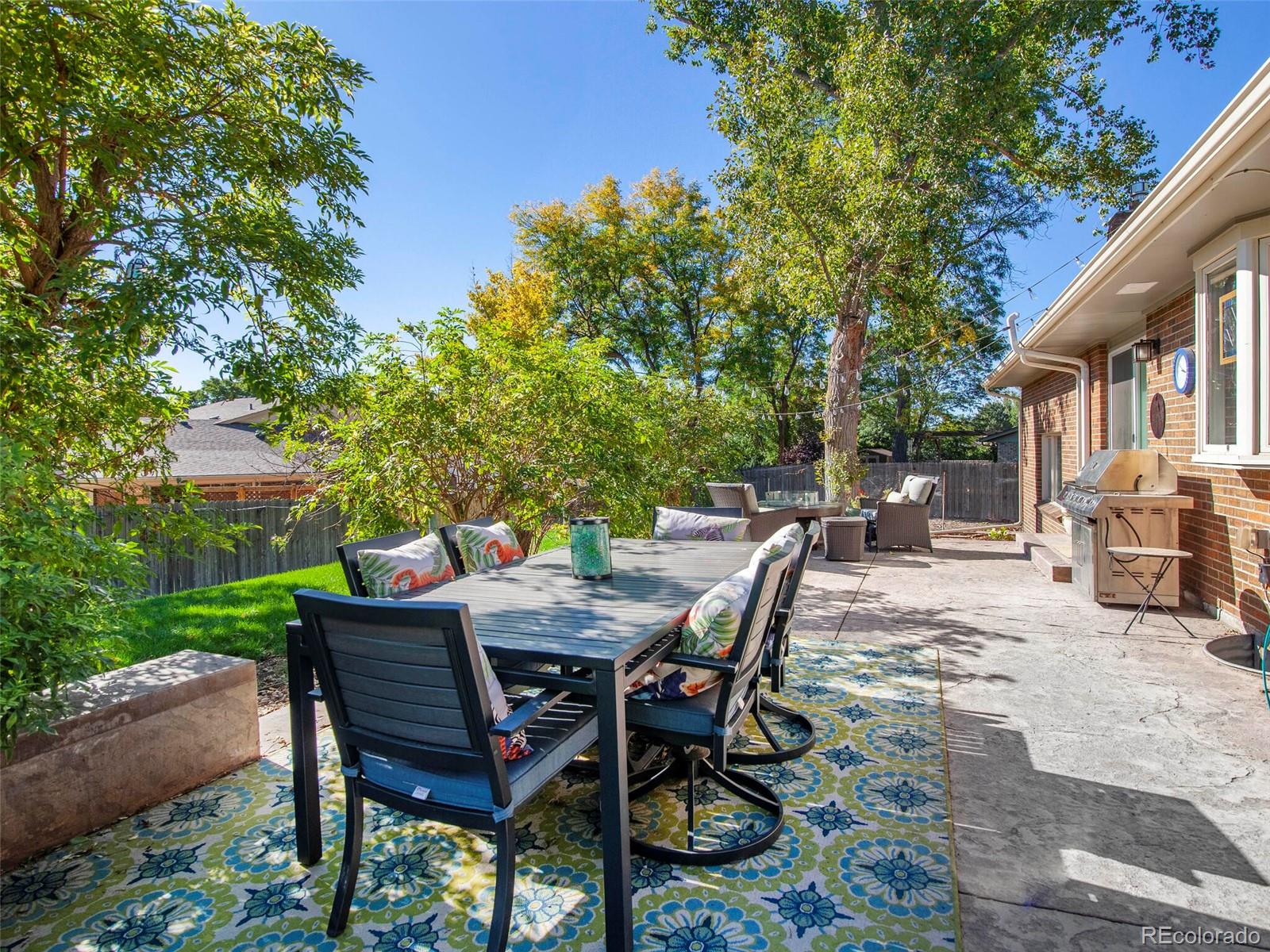 7322 W 82nd Way