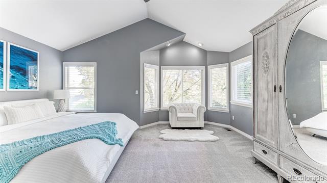 3922 Broadmoor Loop