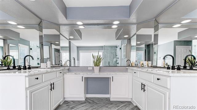 3922 Broadmoor Loop