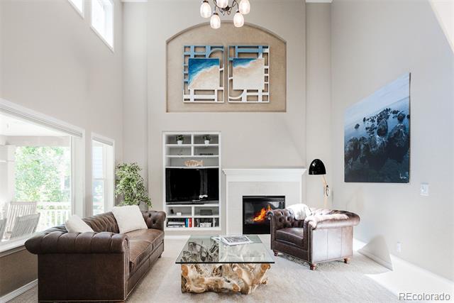 3922 Broadmoor Loop