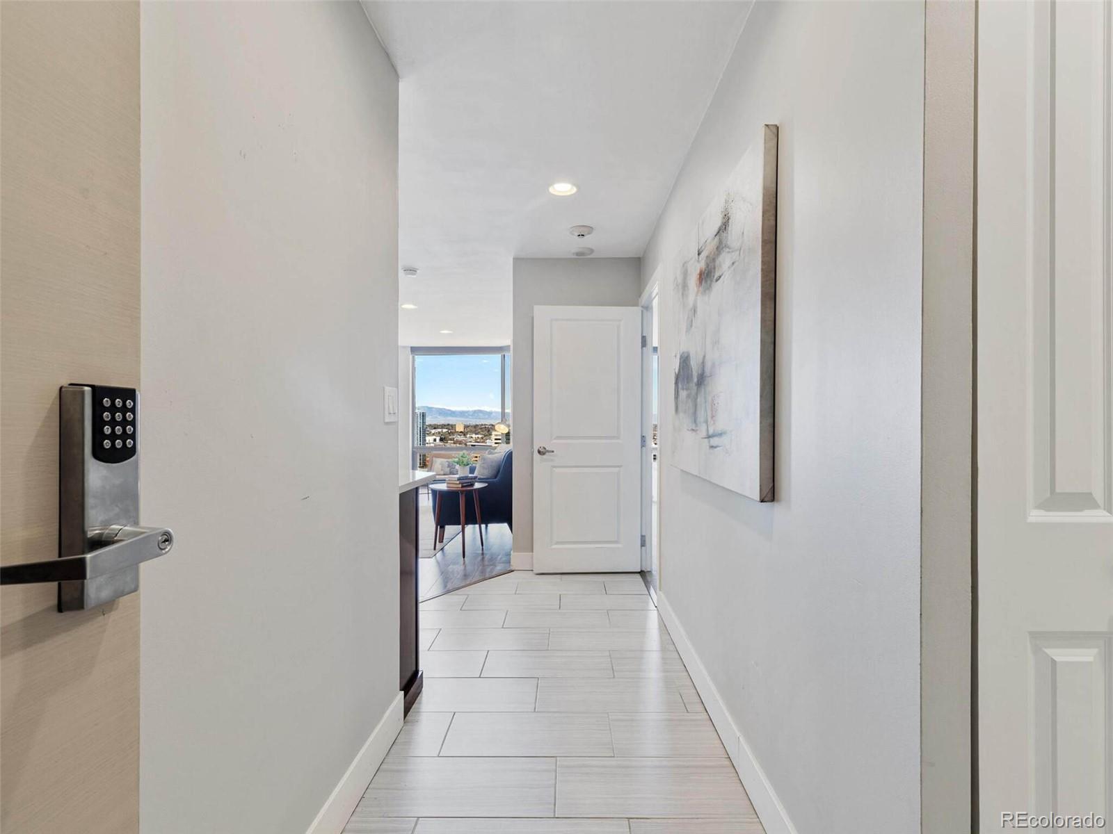 1625 Larimer Street Unit: 3208