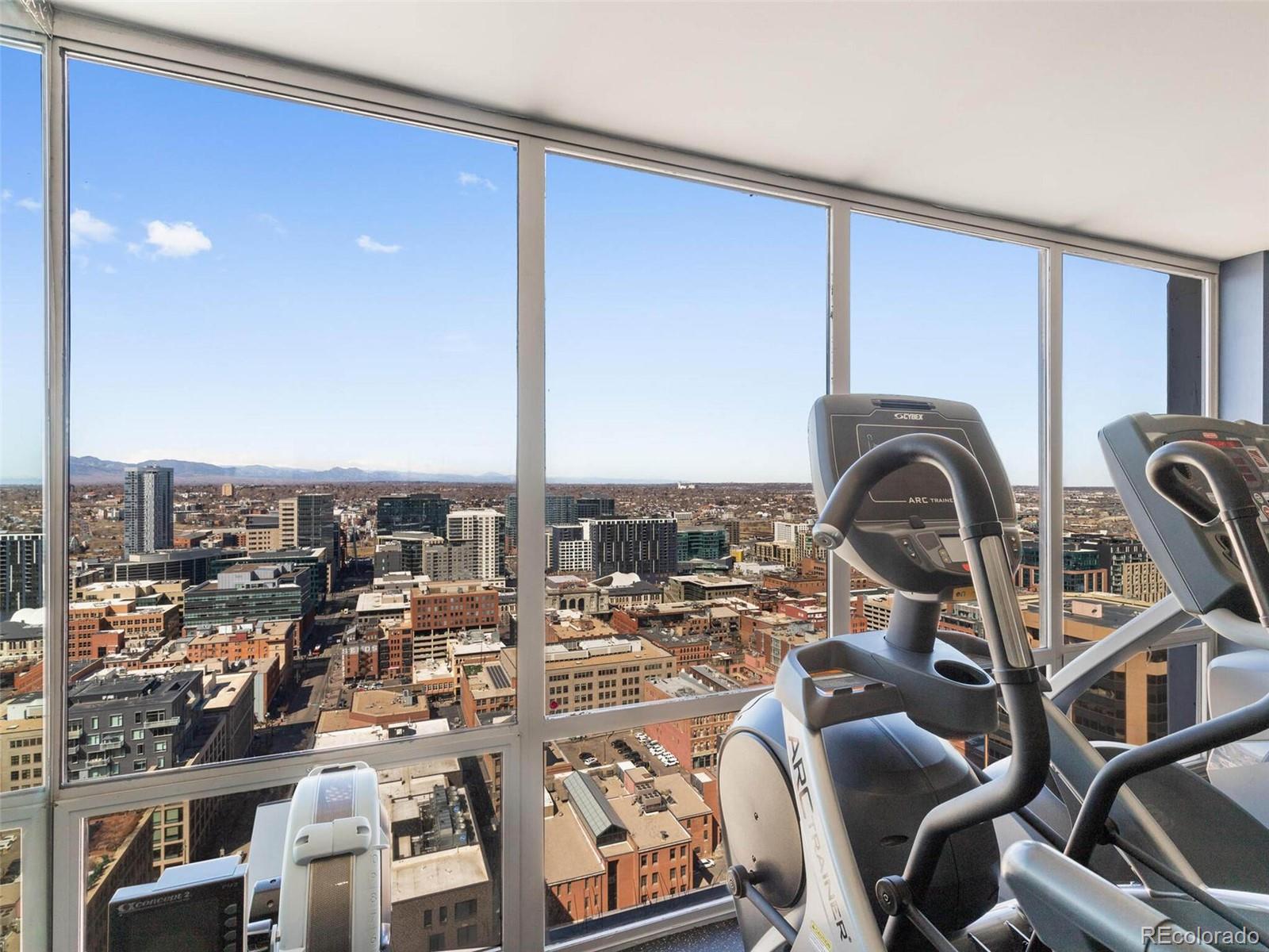 1625 Larimer Street Unit: 3208