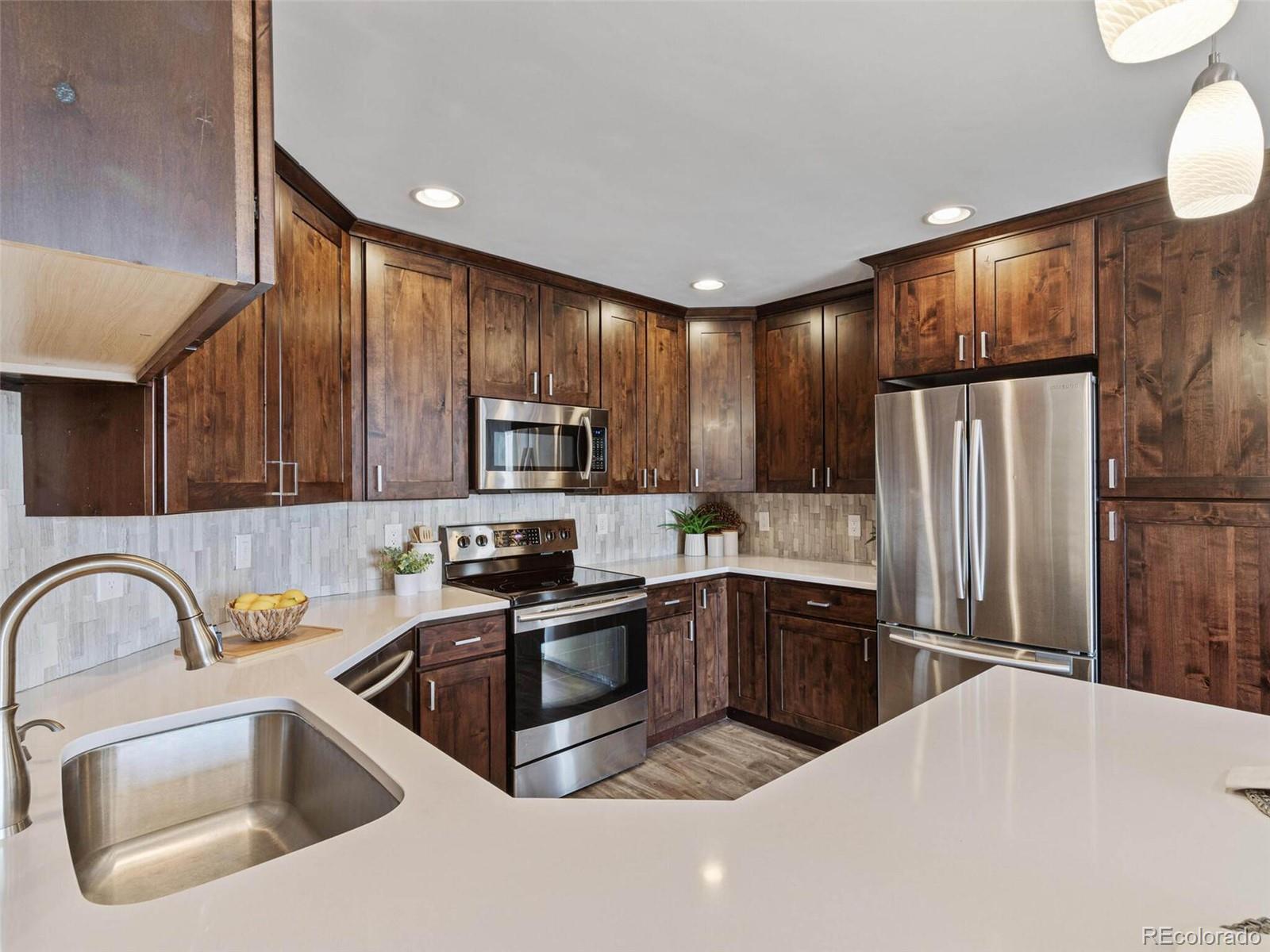 1625 Larimer Street Unit: 3208