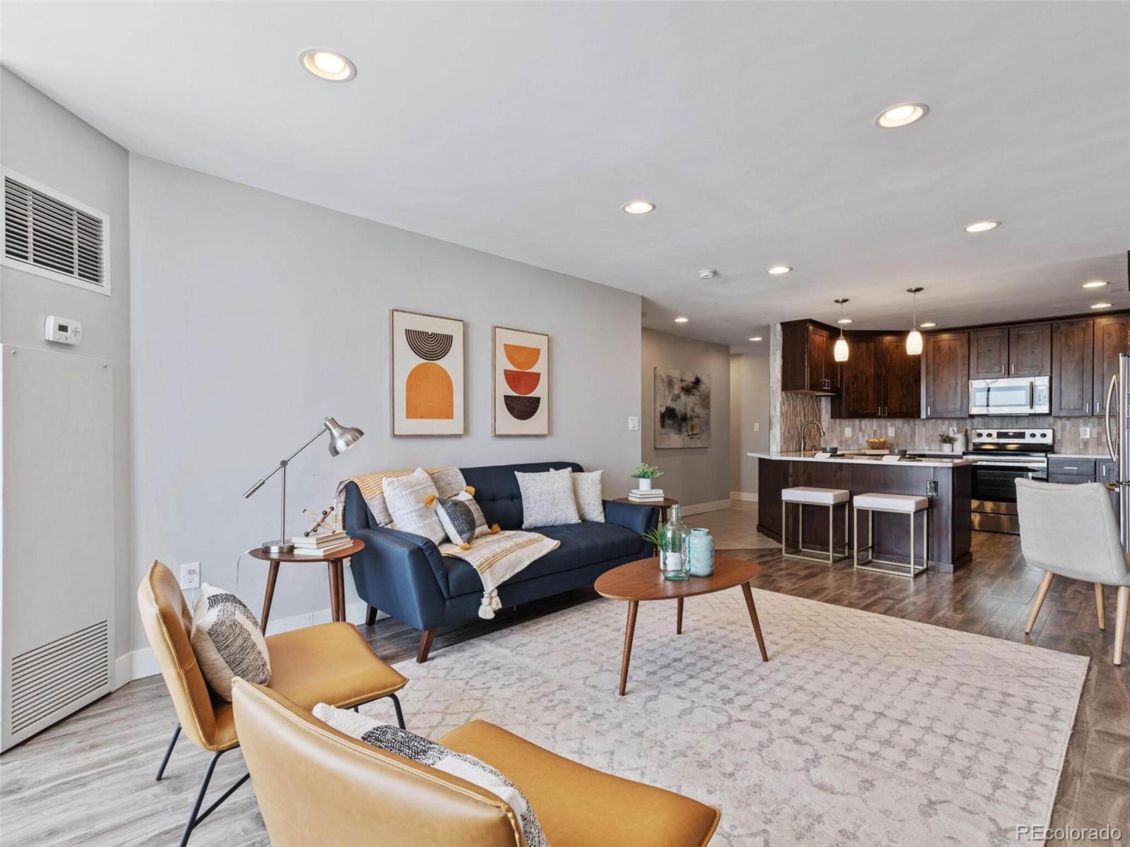 1625 Larimer Street Unit: 3208