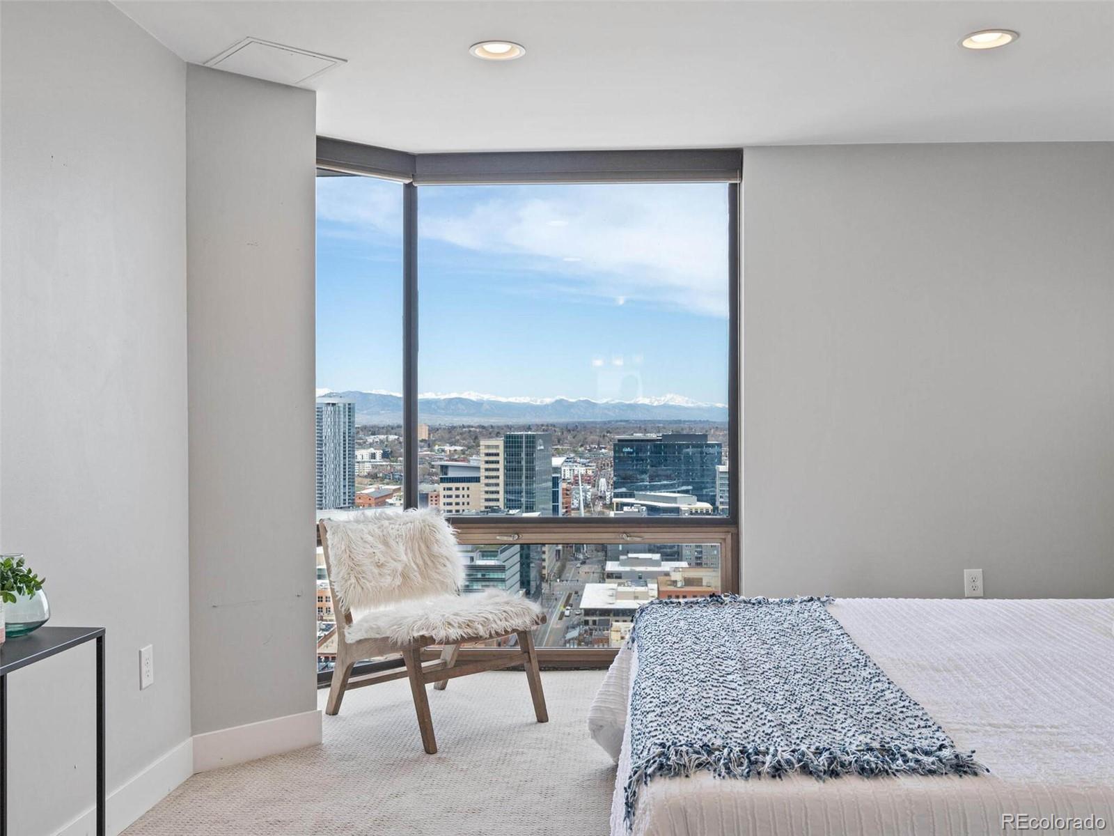 1625 Larimer Street Unit: 3208