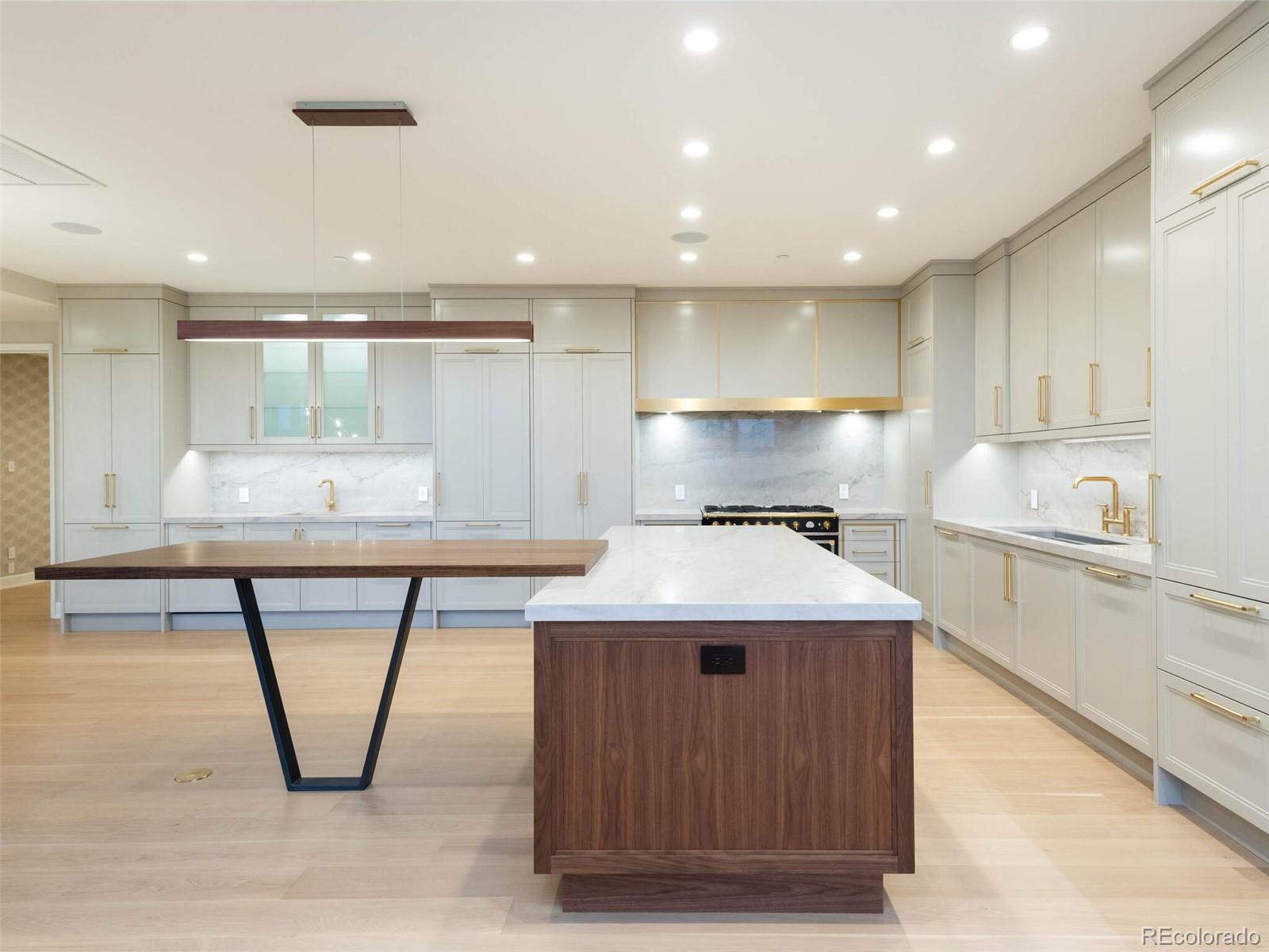 2400 E Cherry Creek South Drive Unit: 701