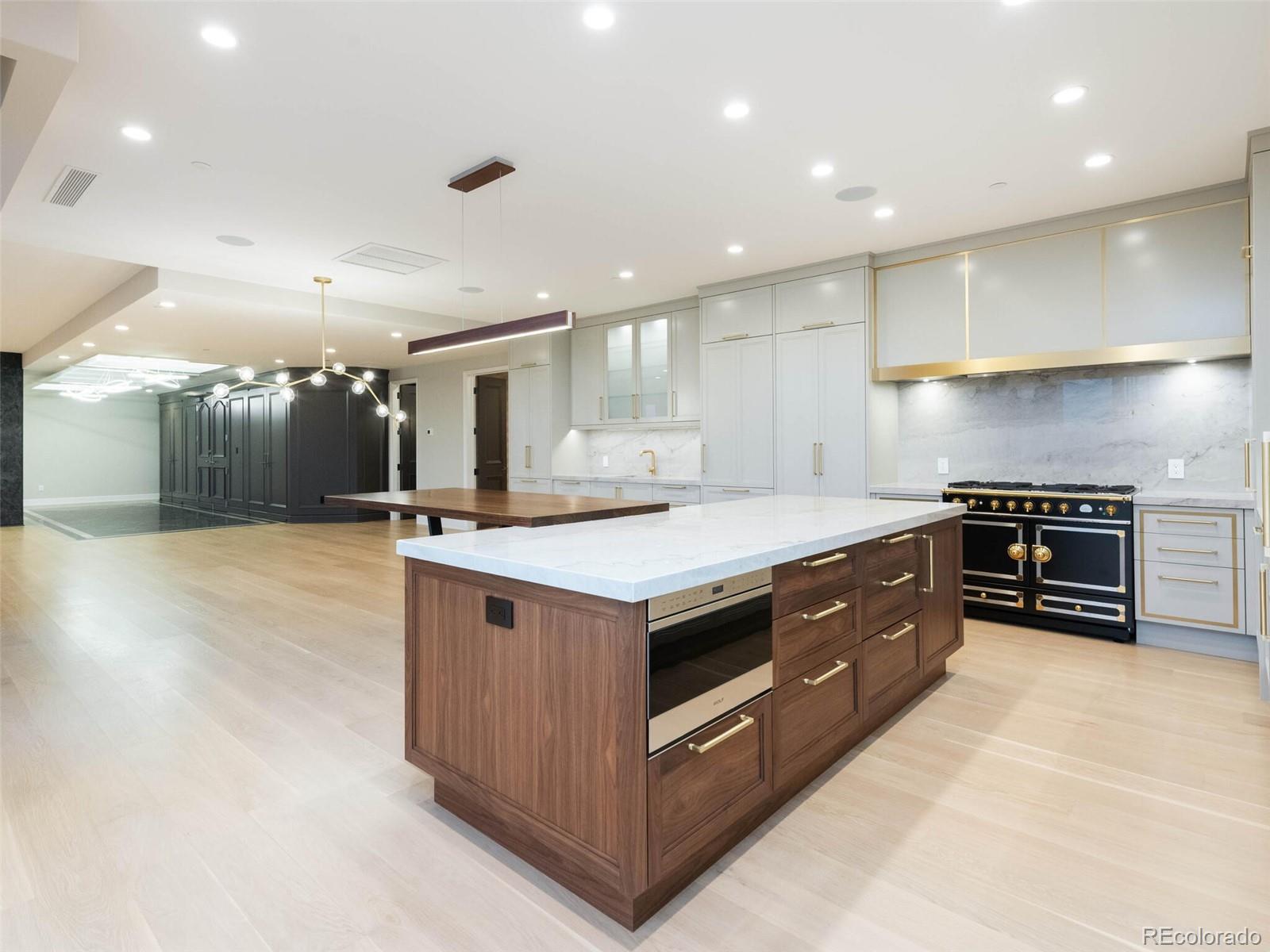 2400 E Cherry Creek South Drive Unit: 701