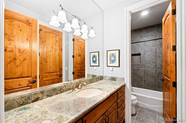 4491 Shoshone Drive