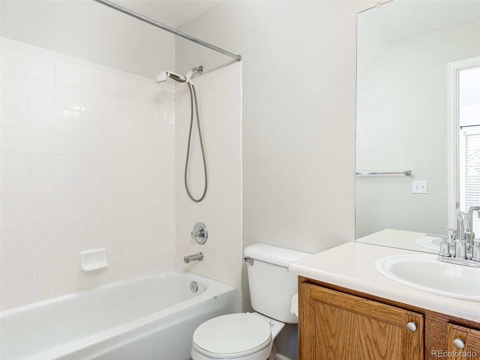 3039 W 107th Place Unit: E