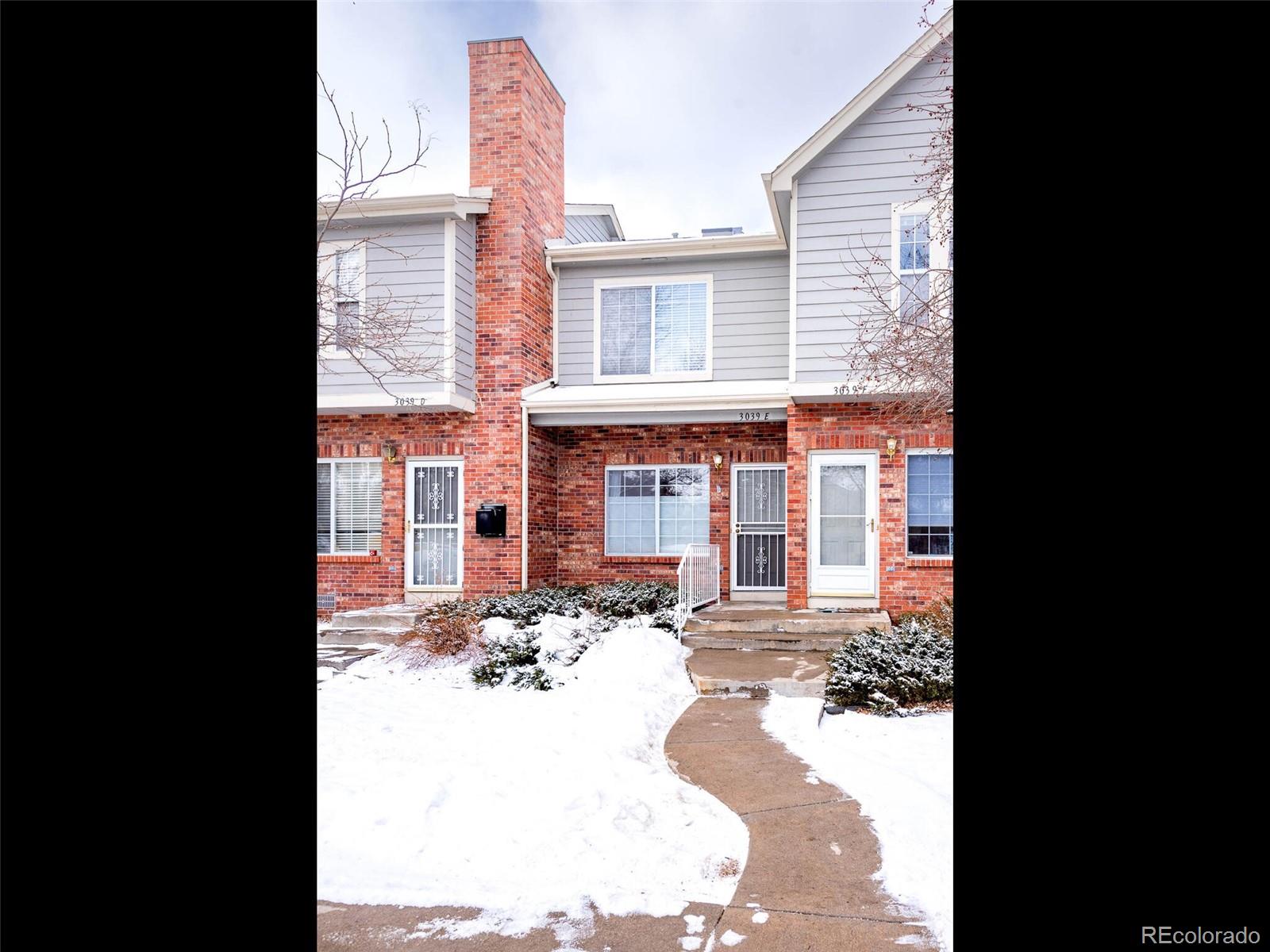 3039 W 107th Place Unit: E