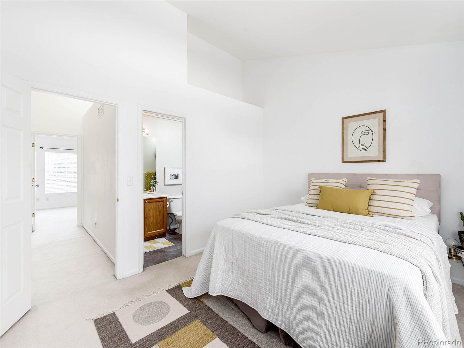 3039 W 107th Place Unit: E
