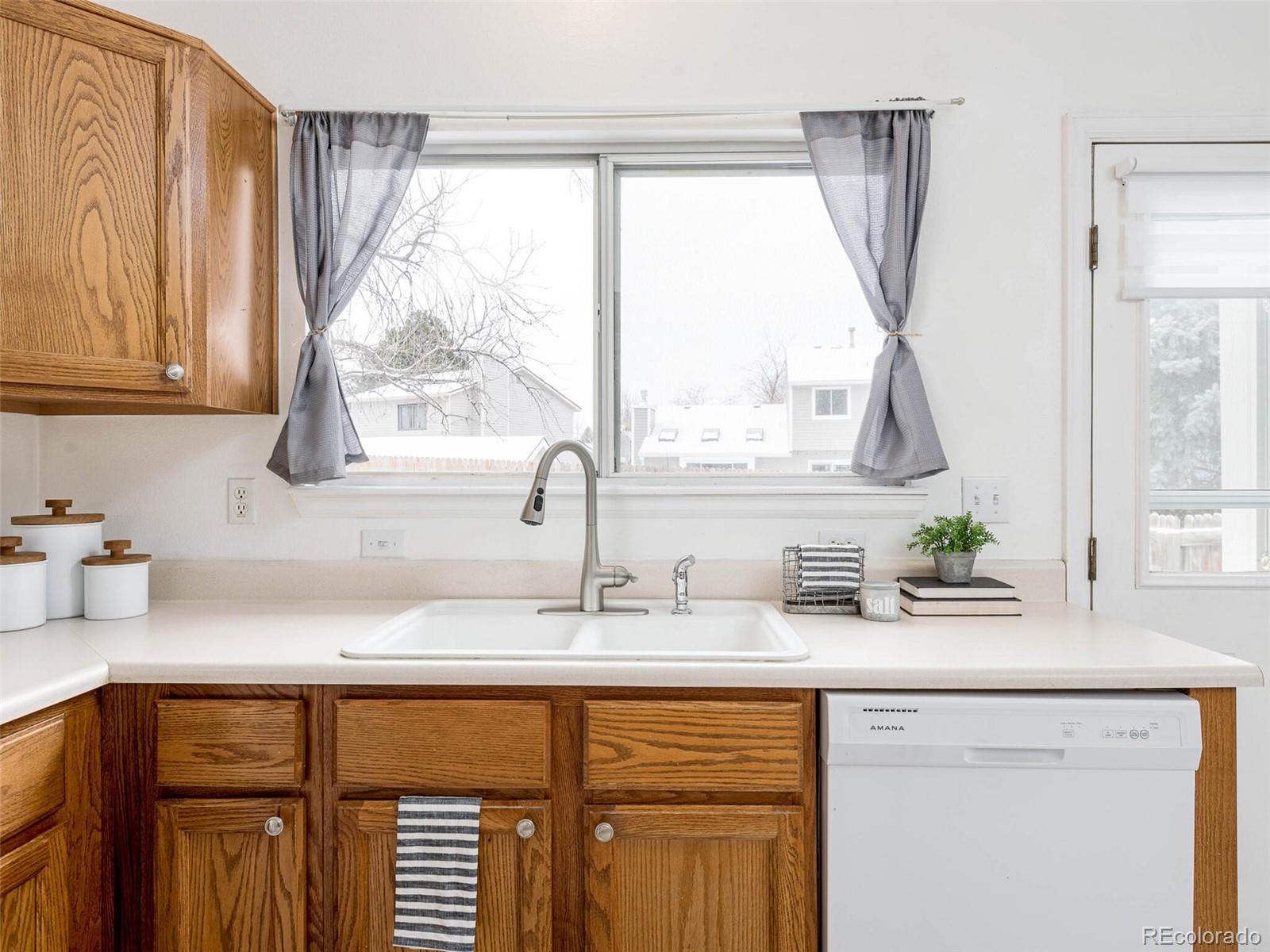 3039 W 107th Place Unit: E