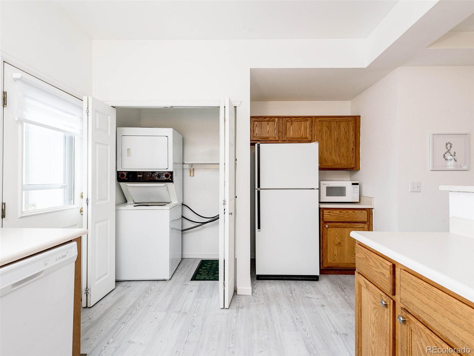 3039 W 107th Place Unit: E