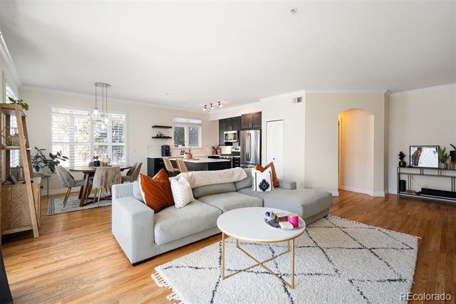 111 S Monroe Street Unit: B104
