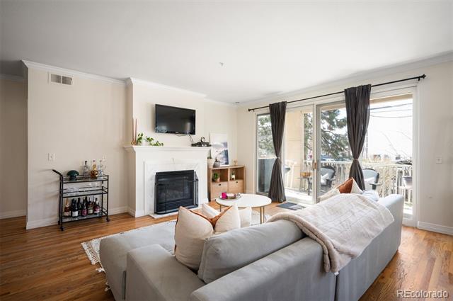 111 S Monroe Street Unit: B104
