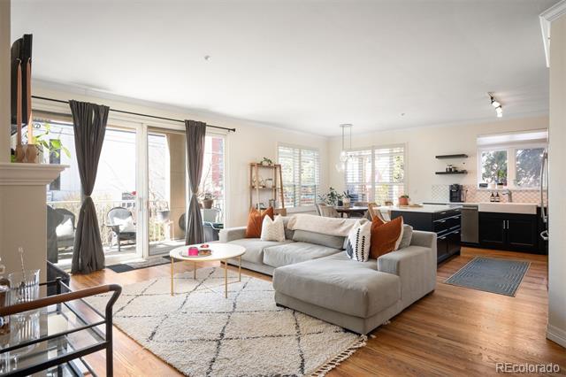111 S Monroe Street Unit: B104