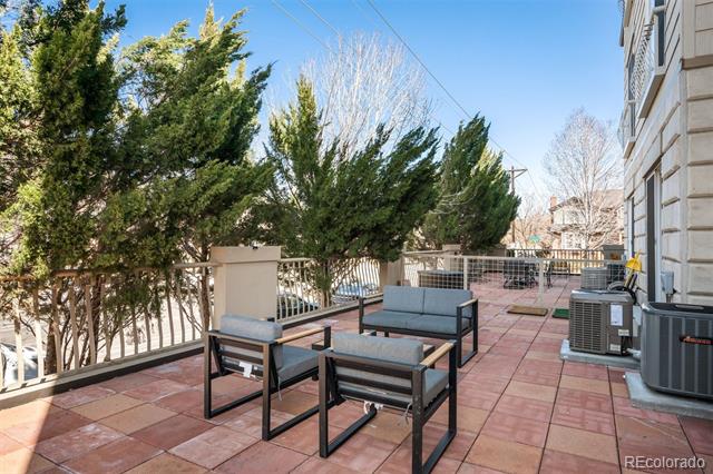 111 S Monroe Street Unit: B104