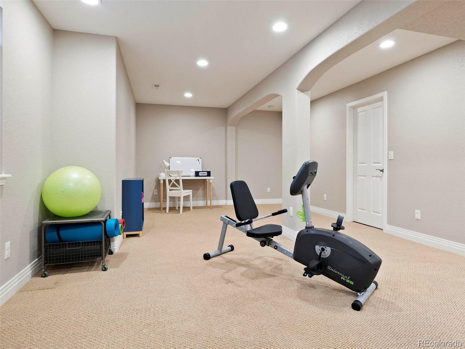 2568 Quail Creek Drive