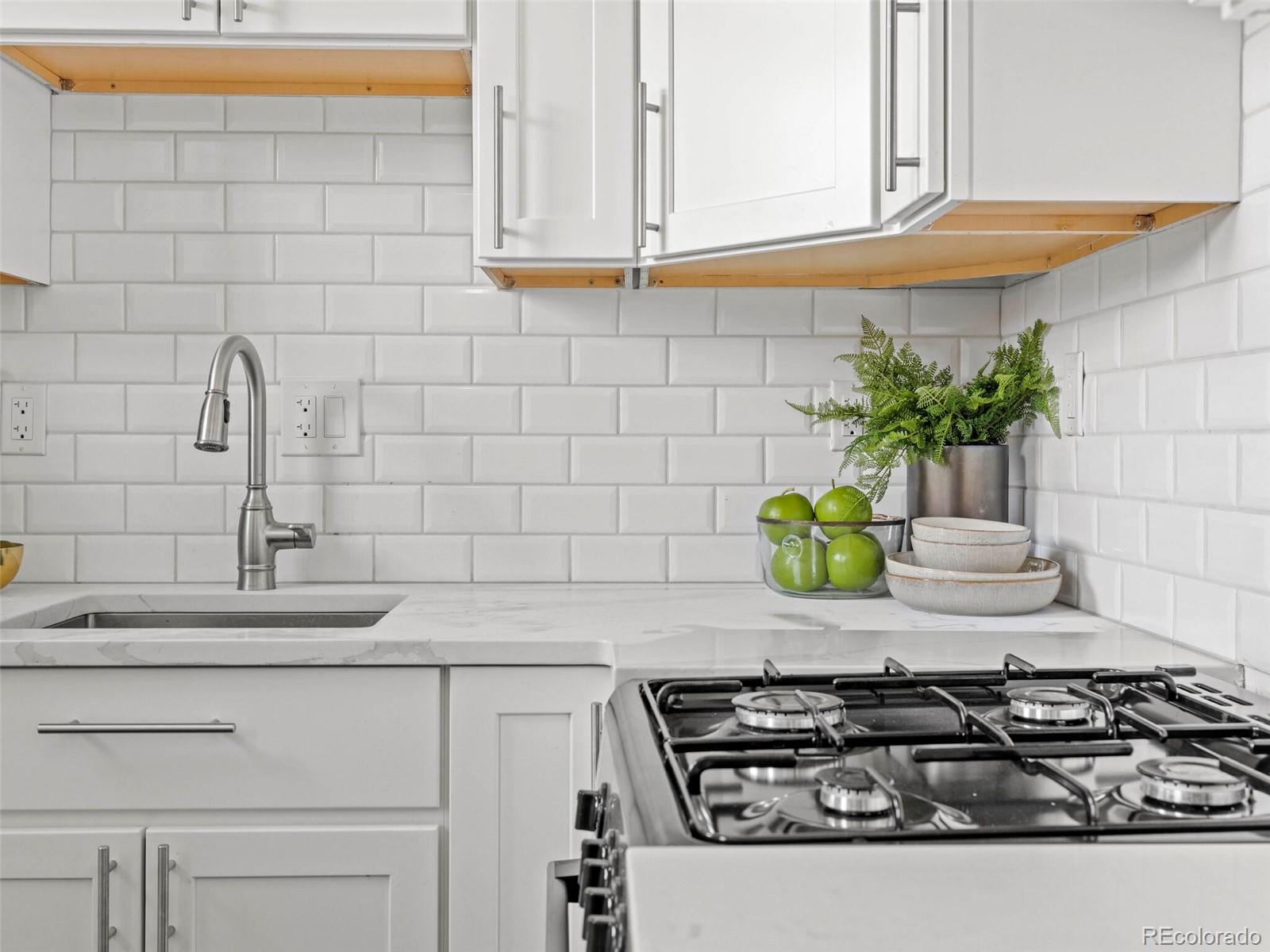 1401 N Franklin Street Unit: 4