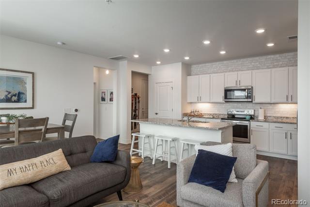14351 E Tennessee Avenue Unit: 208