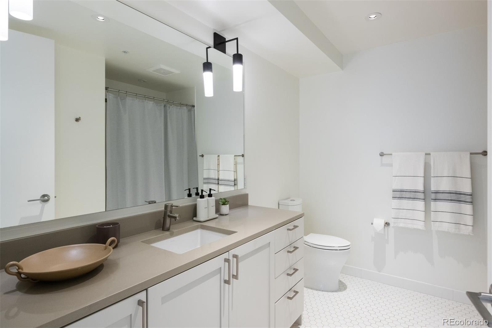 1750 Wewatta Street Unit: 601