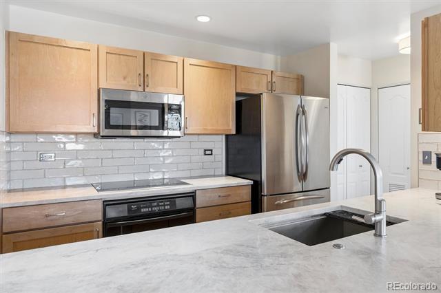 300 W 11th Avenue Unit: 10E