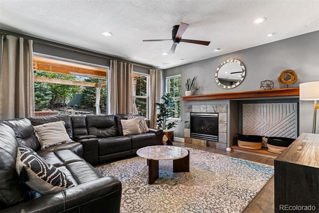 16267 W 59th Place