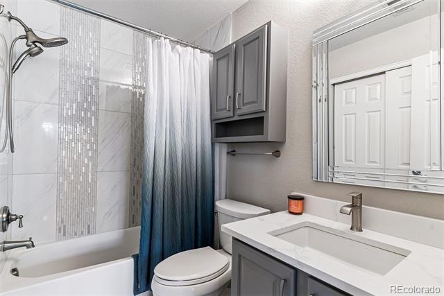 16267 W 59th Place