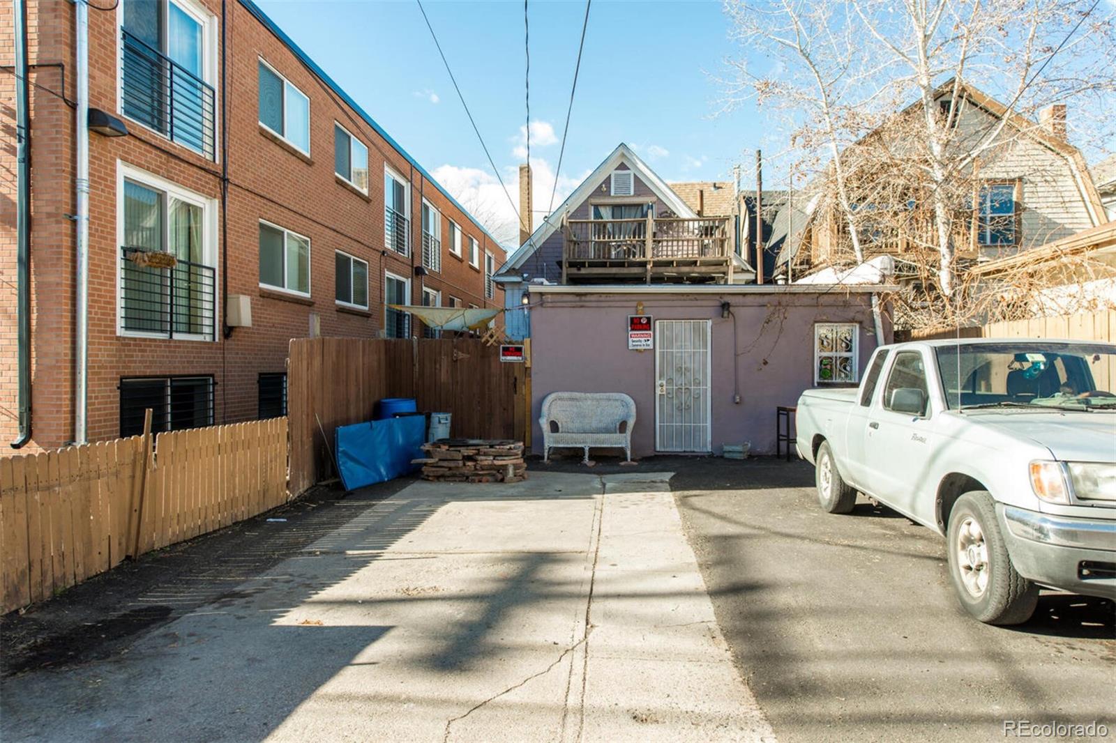 1042 Clarkson Street