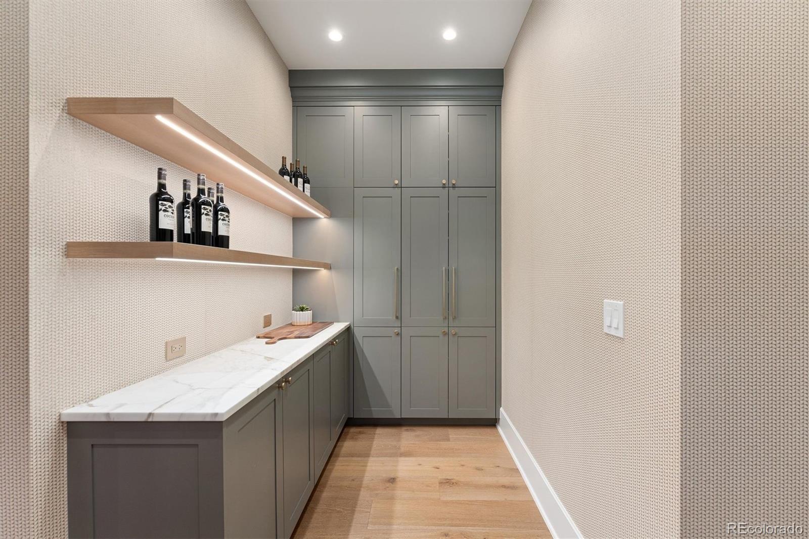 2365 S Clayton Street