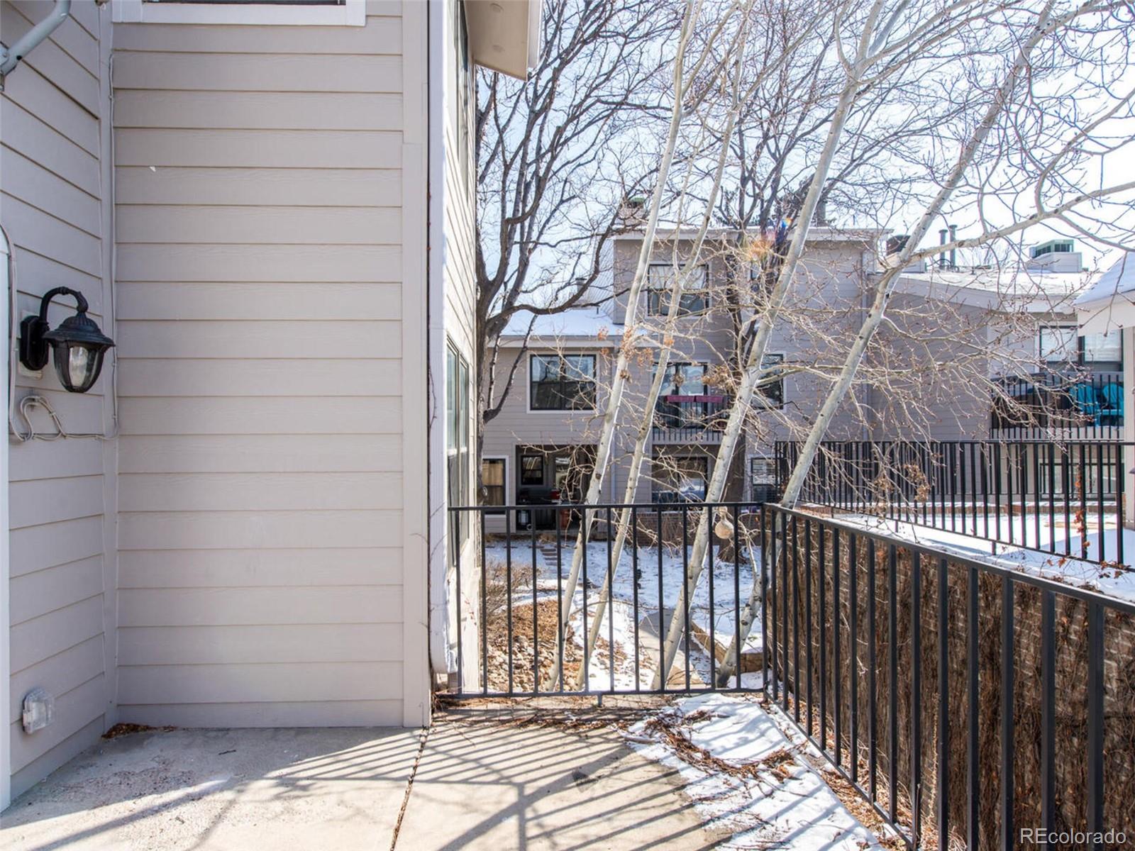 221 S Garfield Street Unit: 214