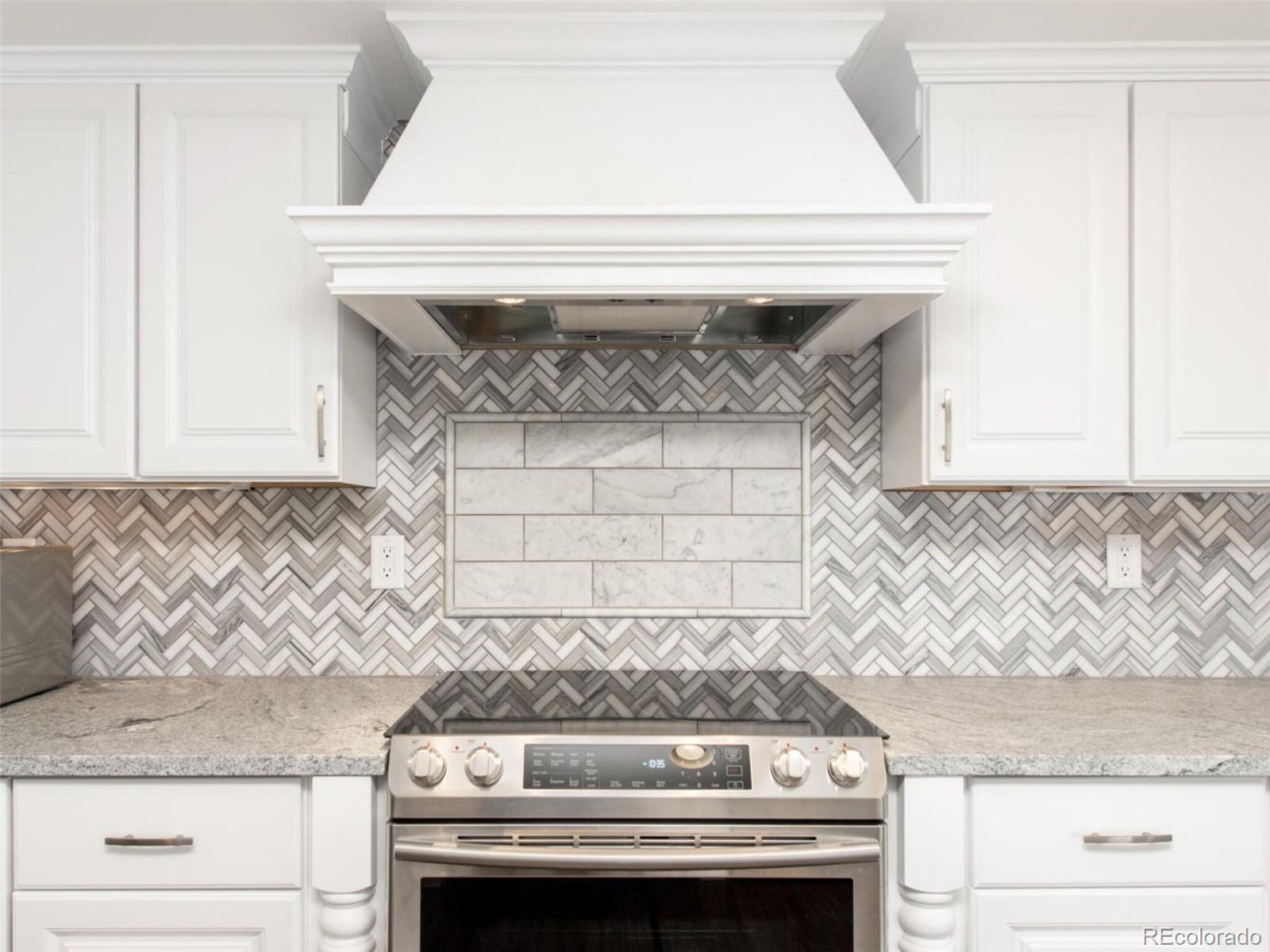 221 S Garfield Street Unit: 214