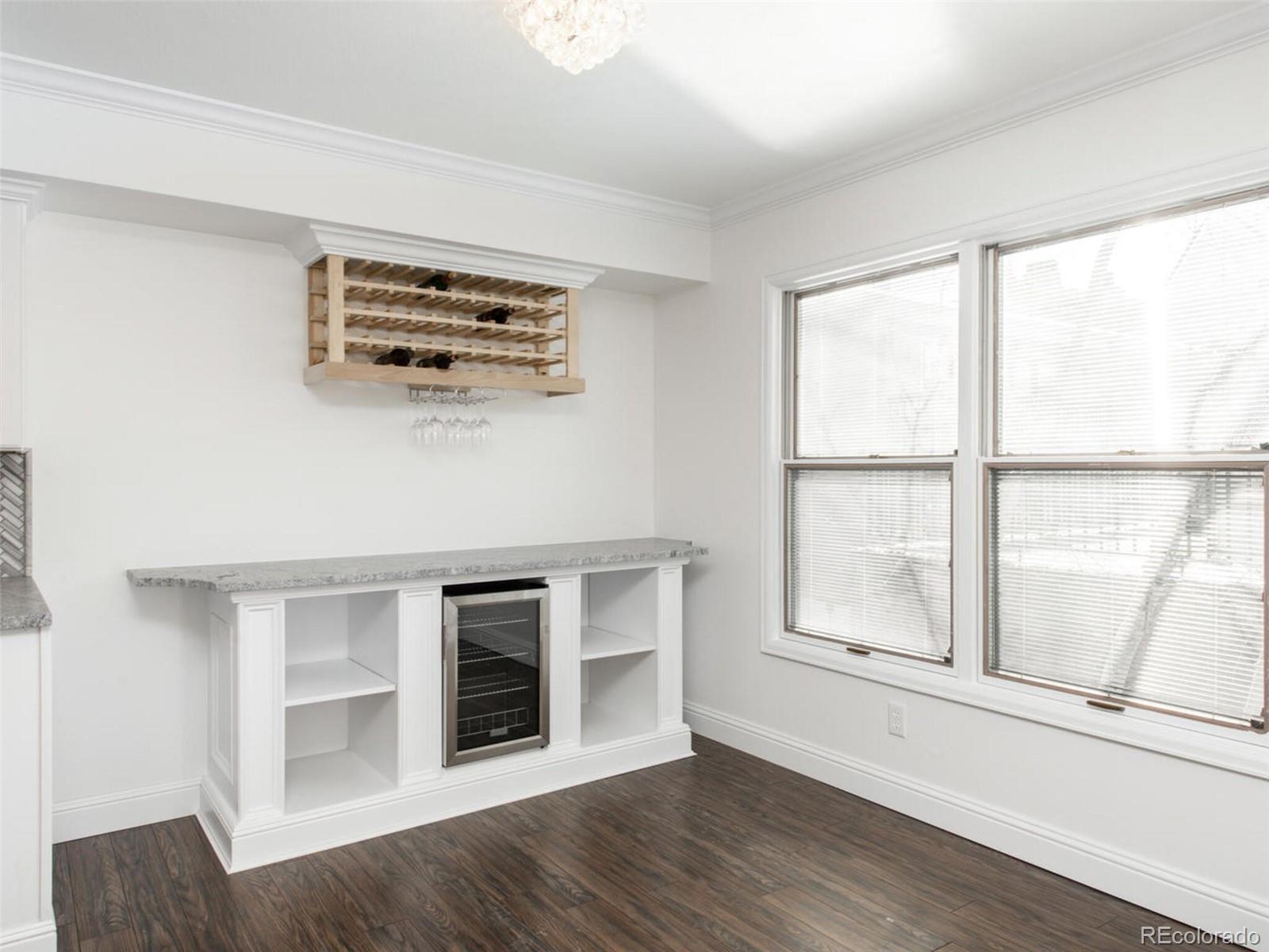221 S Garfield Street Unit: 214