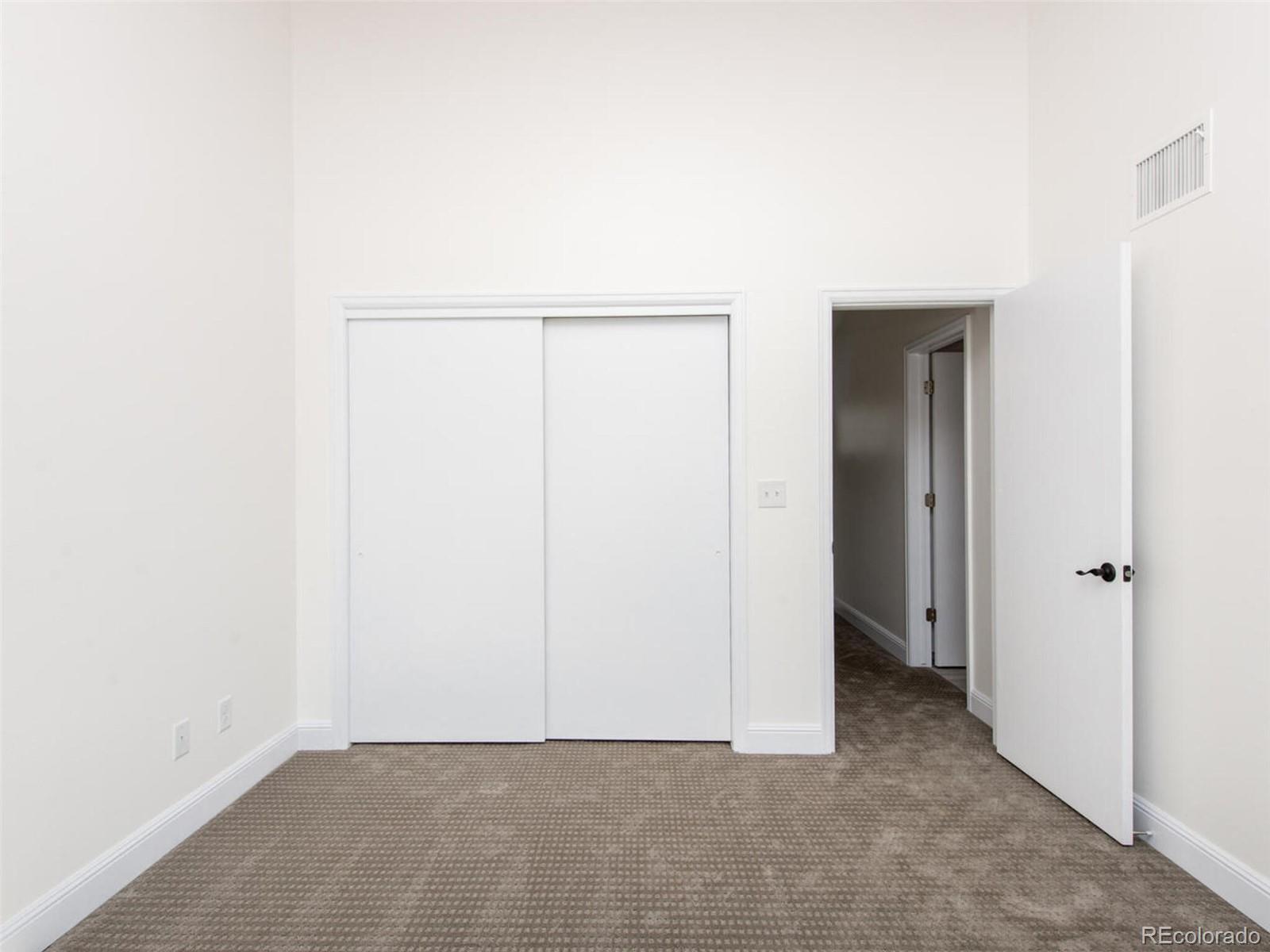 221 S Garfield Street Unit: 214