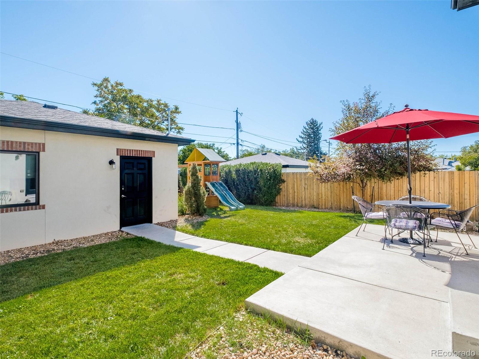 2230 Perry Street