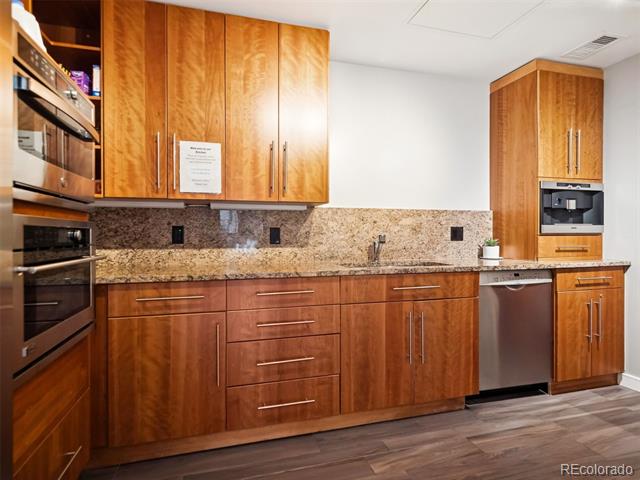333 S Monroe Street Unit: 313