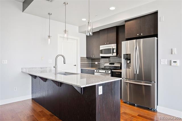 2001 Lincoln Street Unit: 1220