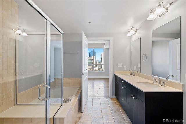 2001 Lincoln Street Unit: 1220