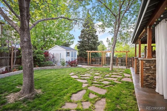 6480 Moss Circle