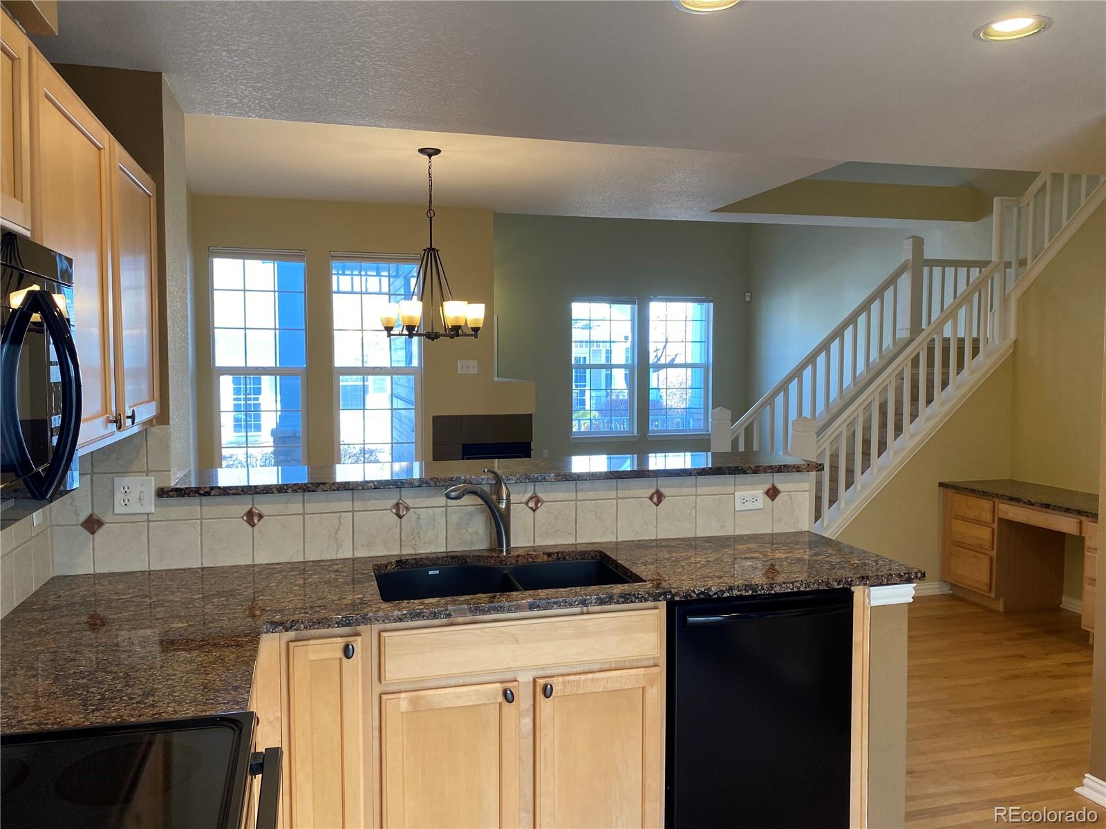 8300 Fairmount Unit: U103